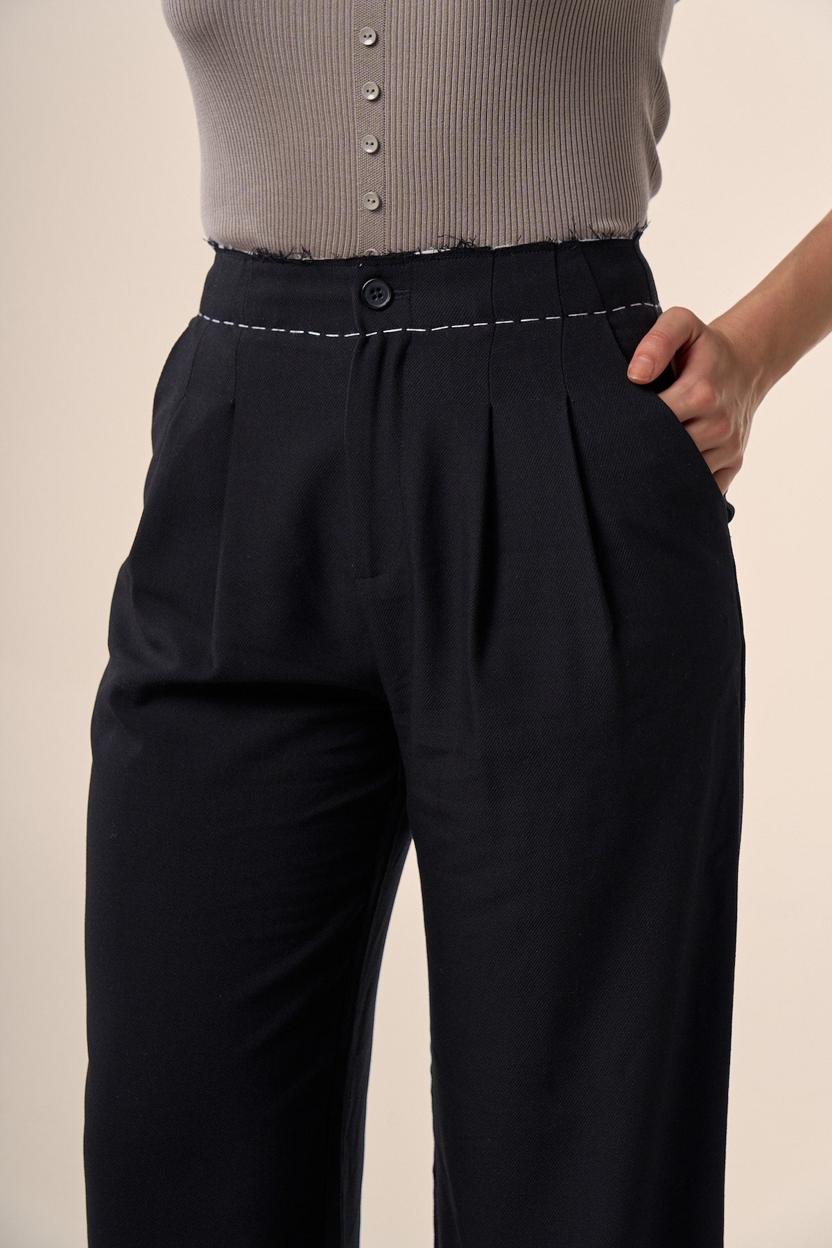 PANTALON CENDRÉ NOIR
